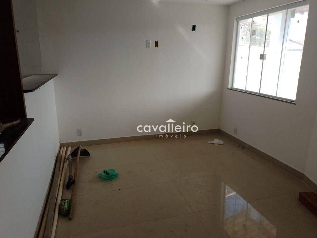 Casa à venda com 2 quartos, 67m² - Foto 3