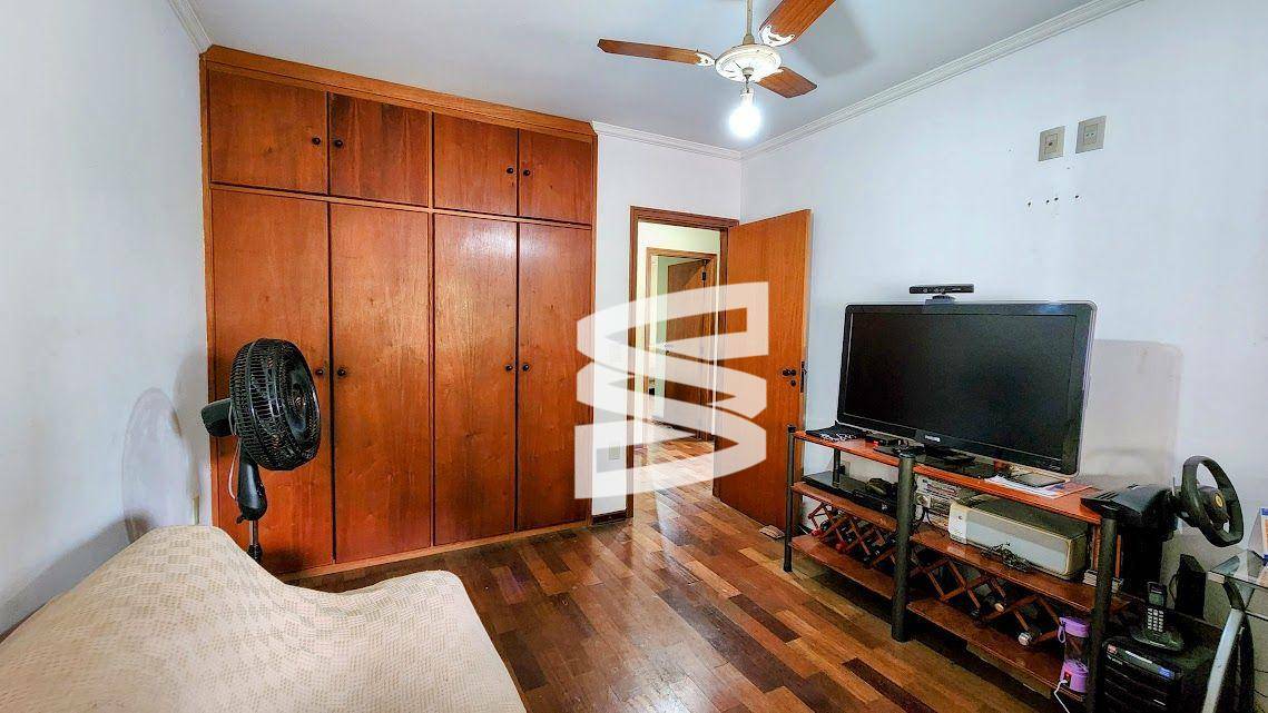 Casa à venda com 3 quartos, 182m² - Foto 13