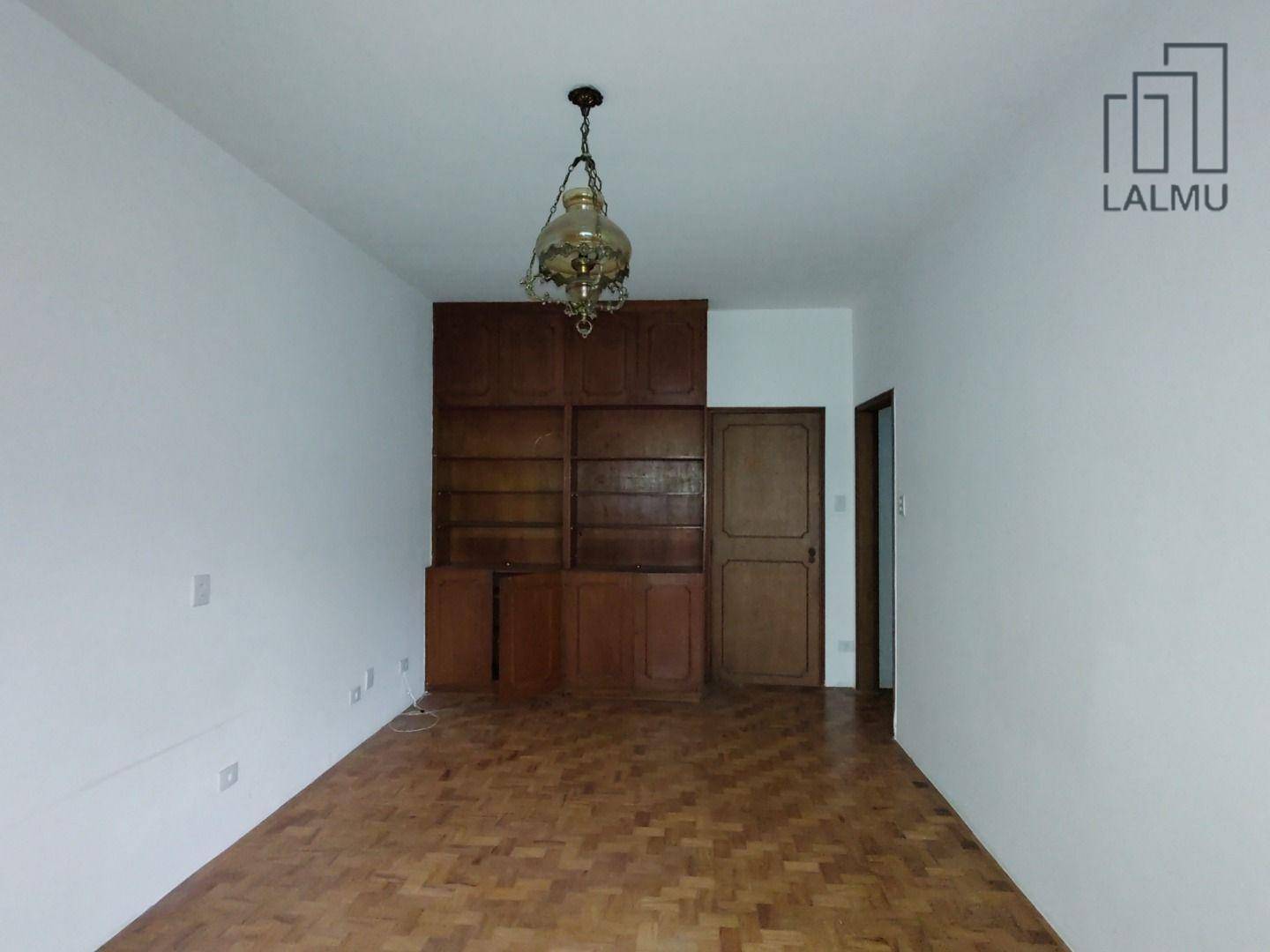 Sobrado para alugar com 3 quartos, 300m² - Foto 45