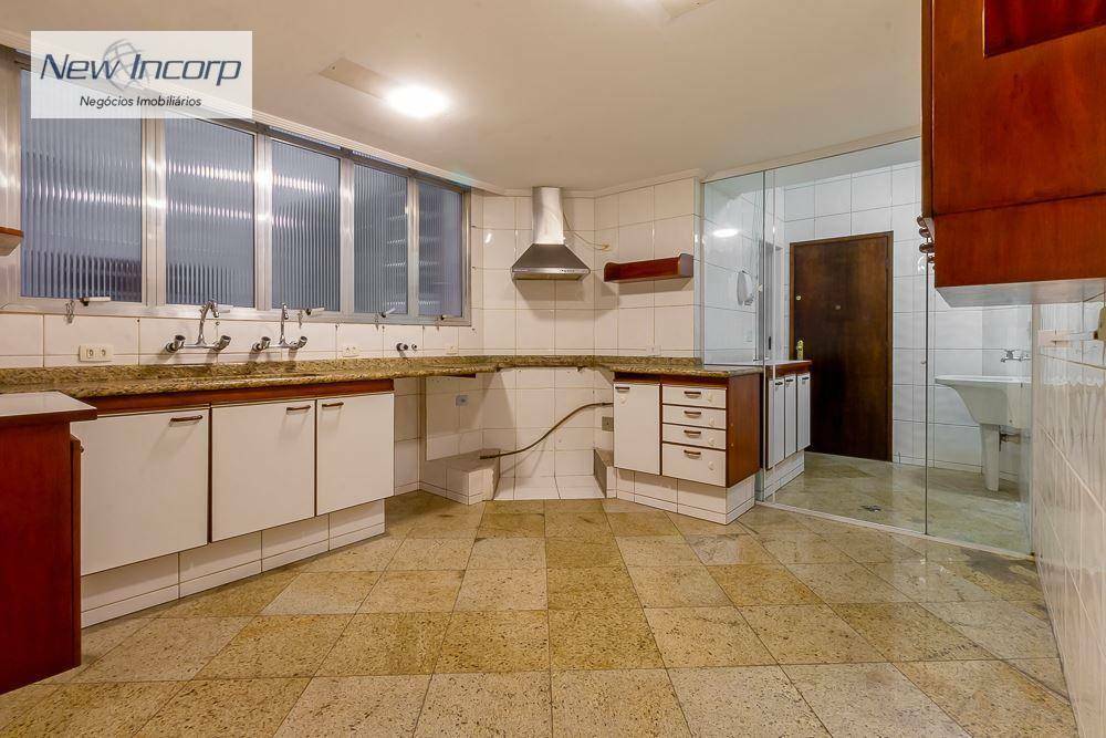 Apartamento à venda com 3 quartos, 125m² - Foto 8