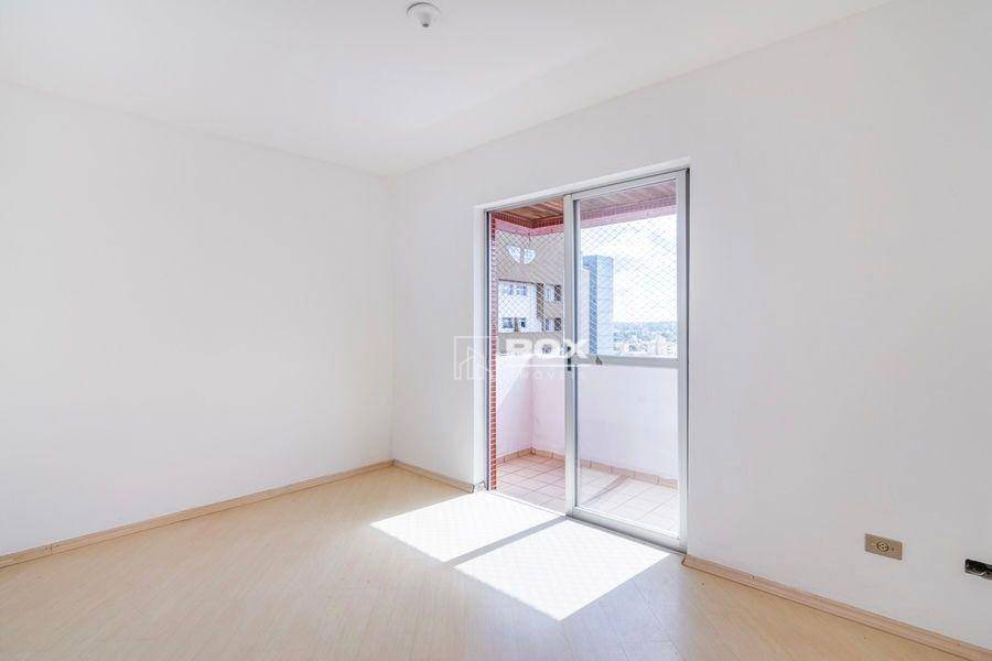 Apartamento à venda com 3 quartos, 70m² - Foto 18