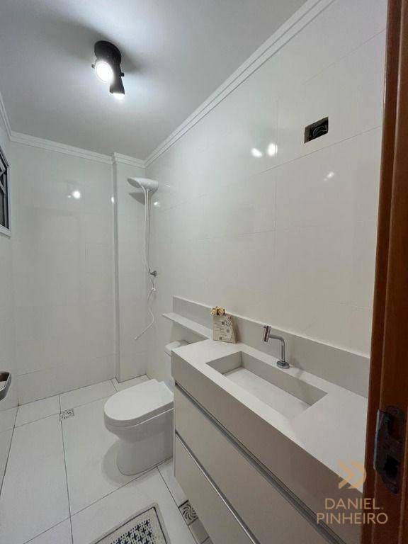 Apartamento à venda com 3 quartos, 114m² - Foto 9