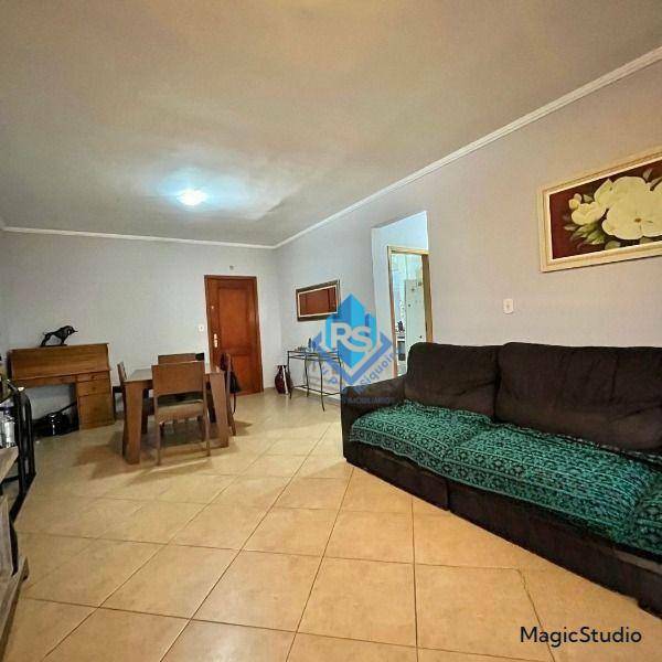 Apartamento à venda com 3 quartos, 140m² - Foto 2