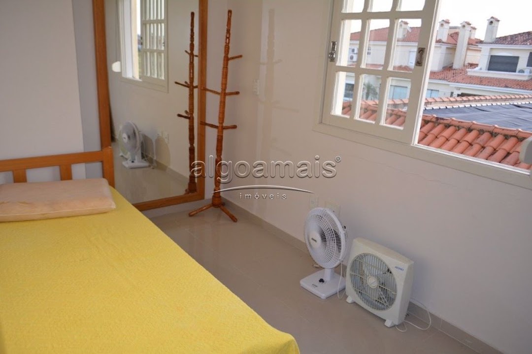 Casa de Condomínio à venda com 4 quartos, 200m² - Foto 15