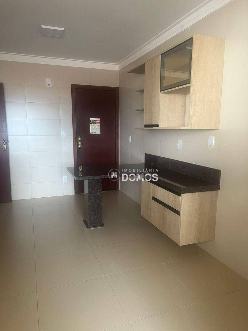 Apartamento à venda com 3 quartos, 170m² - Foto 30