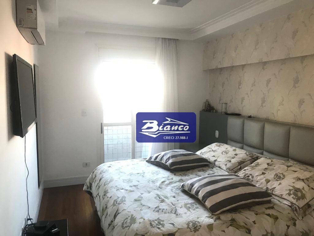 Apartamento à venda com 3 quartos, 200m² - Foto 16