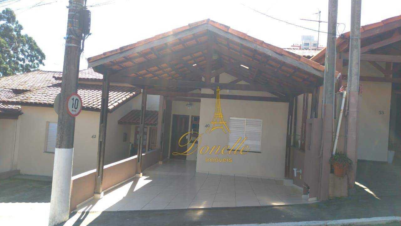 Casa de Condomínio à venda com 2 quartos, 80m² - Foto 1