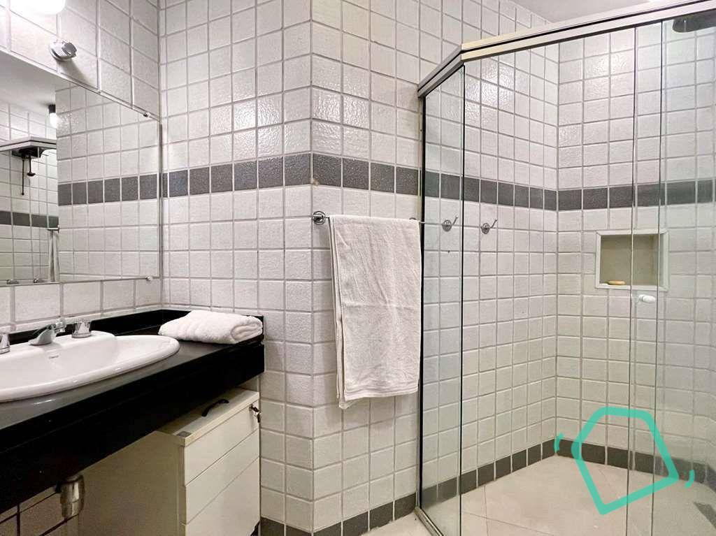 Casa de Condomínio à venda e aluguel com 5 quartos, 850m² - Foto 32