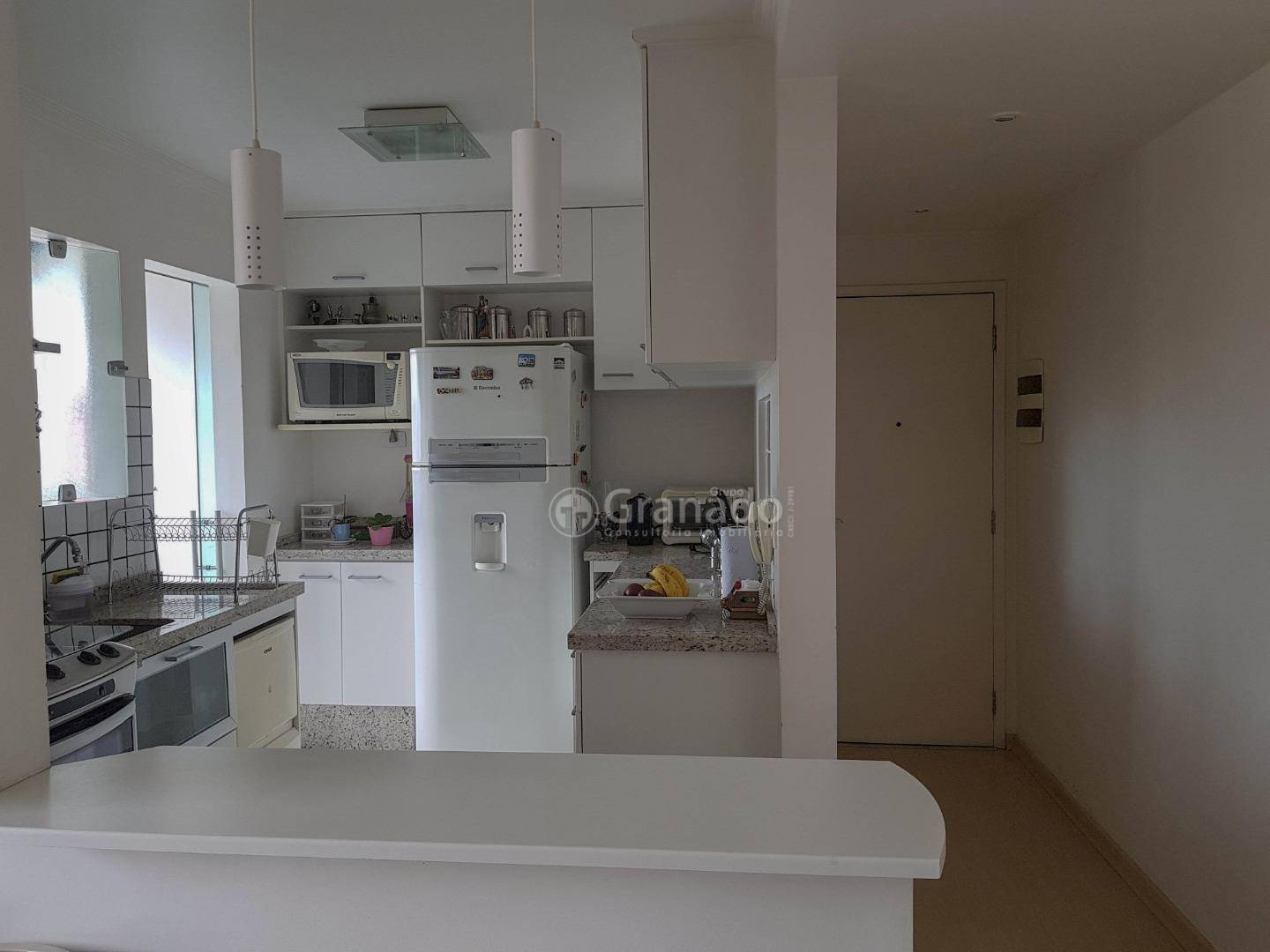 Apartamento à venda com 2 quartos, 68m² - Foto 1