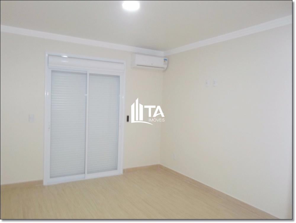 Casa de Condomínio à venda com 4 quartos, 320m² - Foto 12