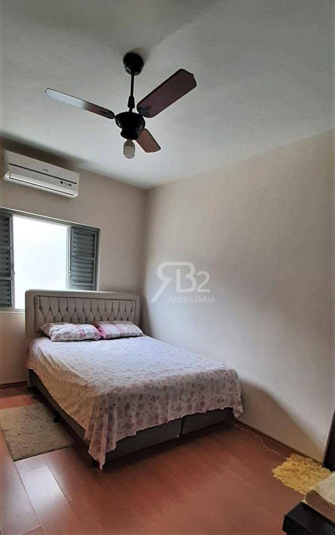 Casa à venda com 5 quartos, 207m² - Foto 13