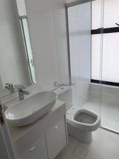 Apartamento para alugar com 4 quartos, 360m² - Foto 28