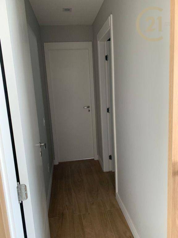 Apartamento à venda com 3 quartos, 121m² - Foto 8