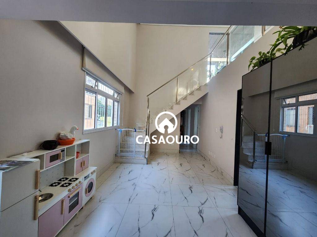 Cobertura à venda com 4 quartos, 200m² - Foto 9