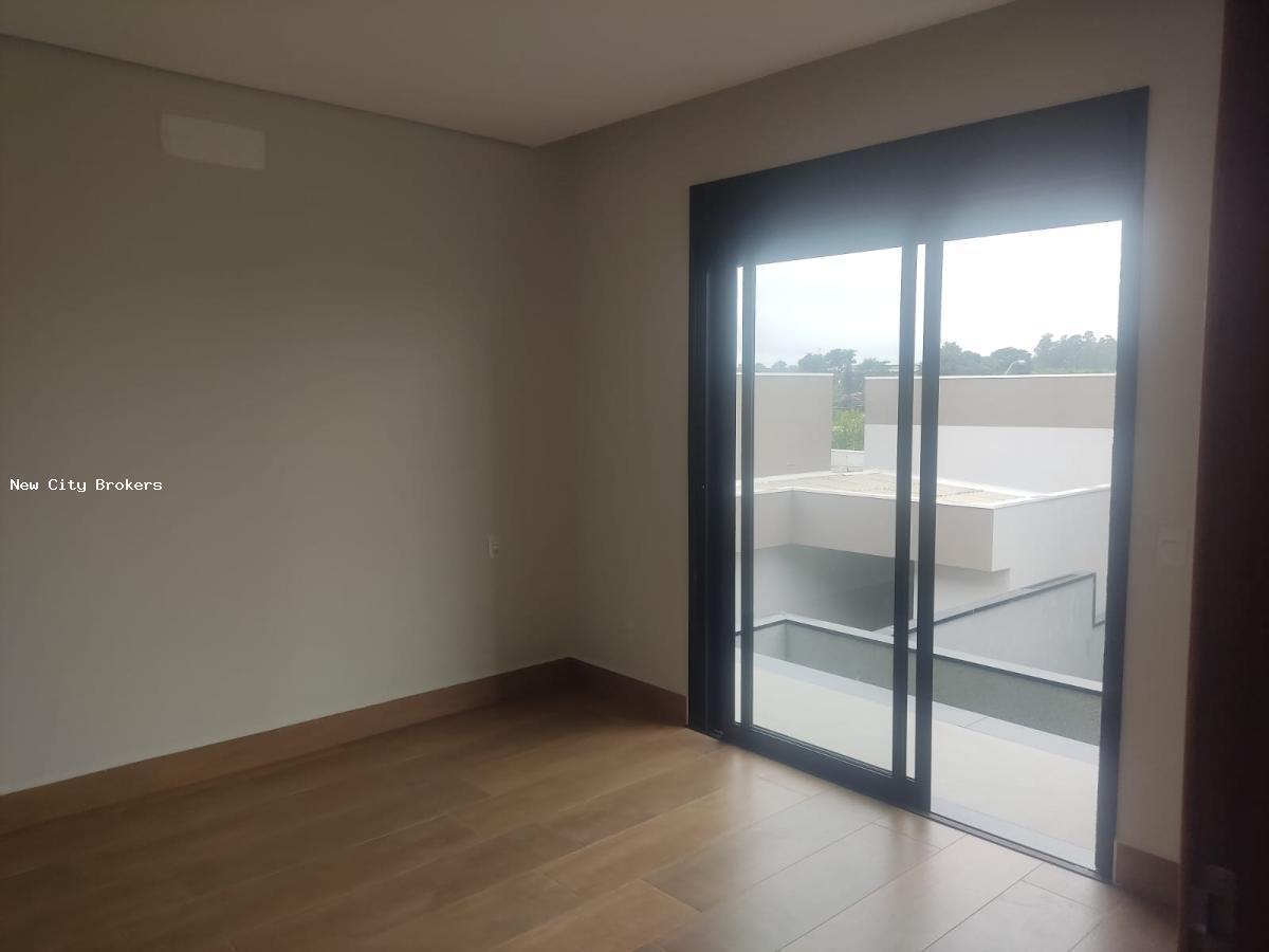 Sobrado à venda com 3 quartos, 300m² - Foto 30