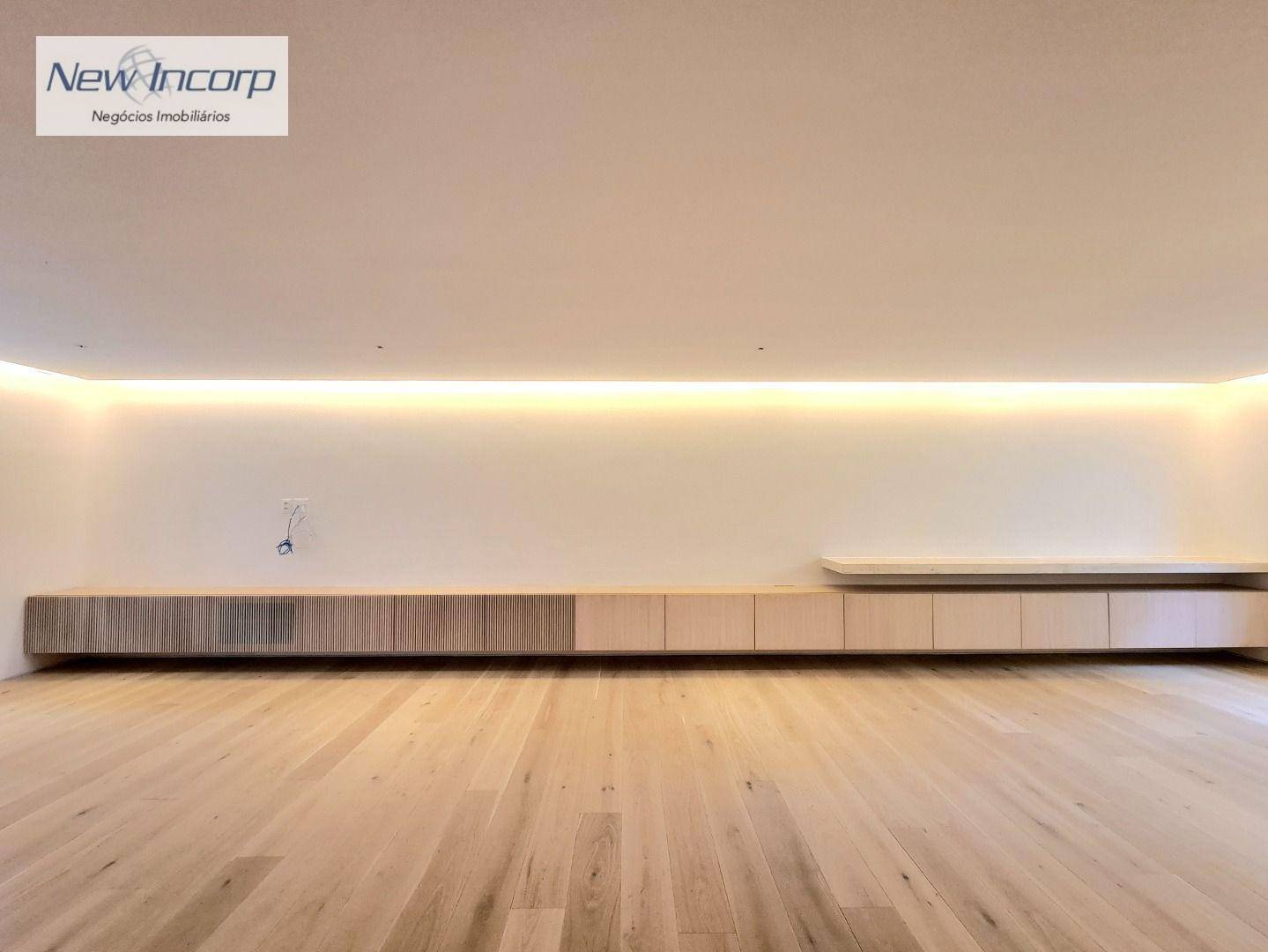 Apartamento à venda com 3 quartos, 211m² - Foto 12