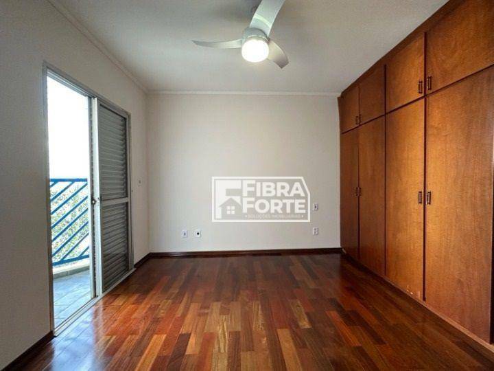 Apartamento para alugar com 3 quartos, 85m² - Foto 8