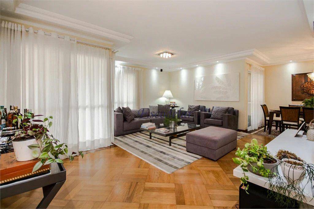 Apartamento à venda com 4 quartos, 195m² - Foto 6