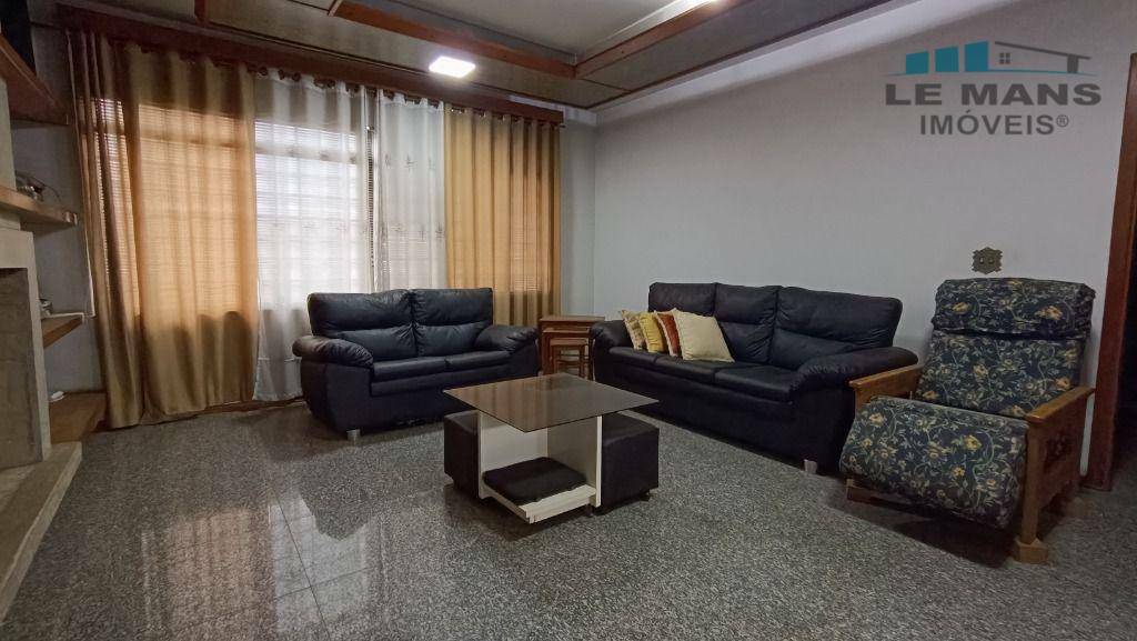 Casa para alugar com 4 quartos, 545m² - Foto 29