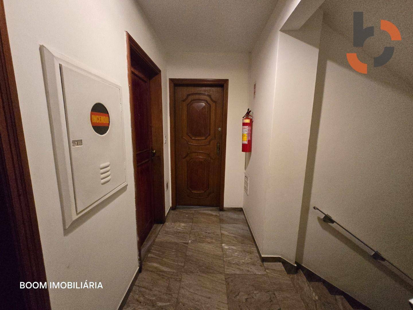 Apartamento à venda com 2 quartos, 220m² - Foto 14