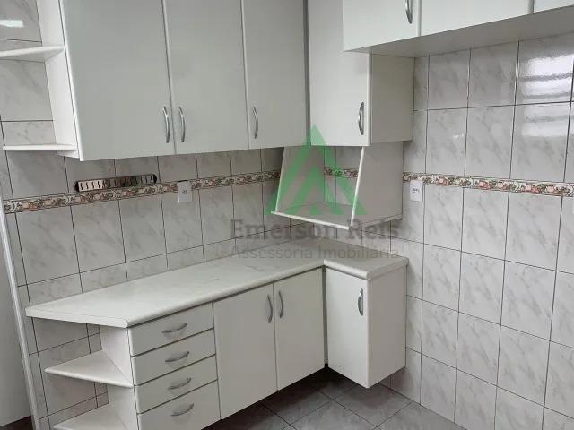 Apartamento à venda com 2 quartos, 80m² - Foto 11