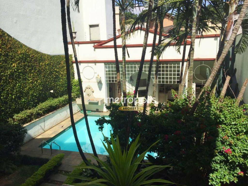 Sobrado à venda com 5 quartos, 510m² - Foto 1