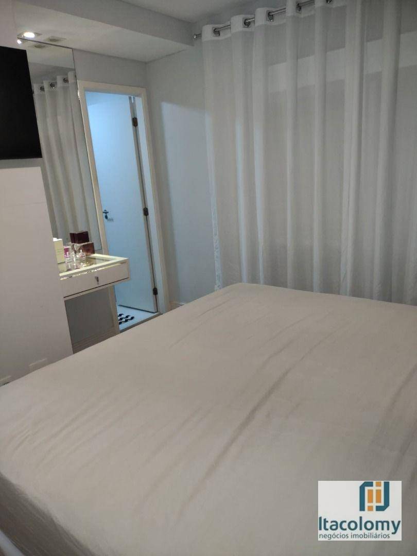 Apartamento à venda com 2 quartos, 62m² - Foto 12