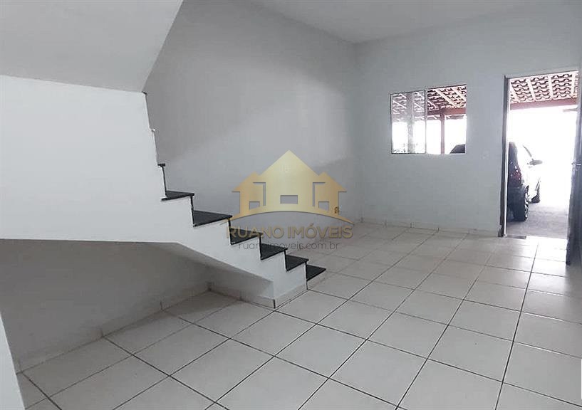 Sobrado à venda com 2 quartos, 49m² - Foto 1