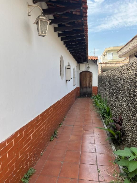 Casa à venda e aluguel com 3 quartos, 126m² - Foto 20