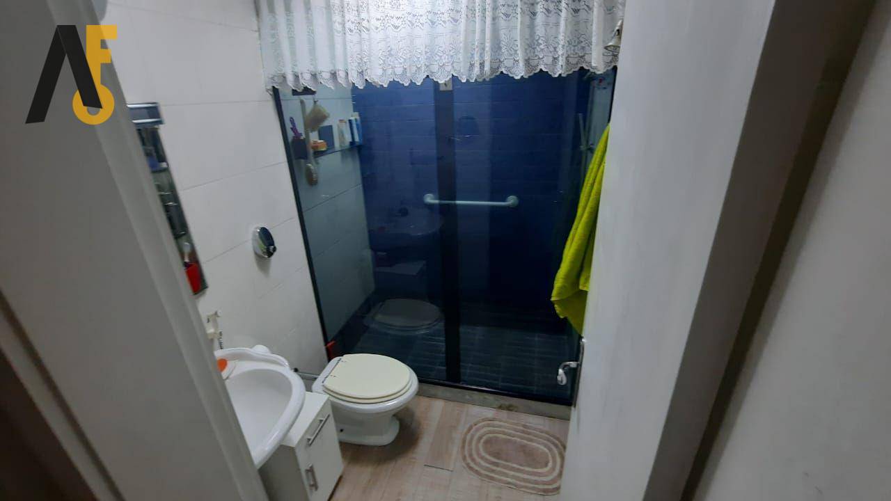 Apartamento à venda com 1 quarto, 75m² - Foto 17