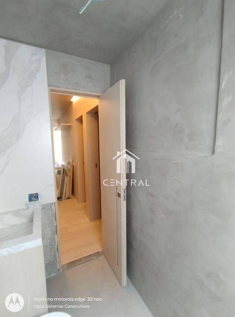 Apartamento à venda com 2 quartos, 42m² - Foto 11