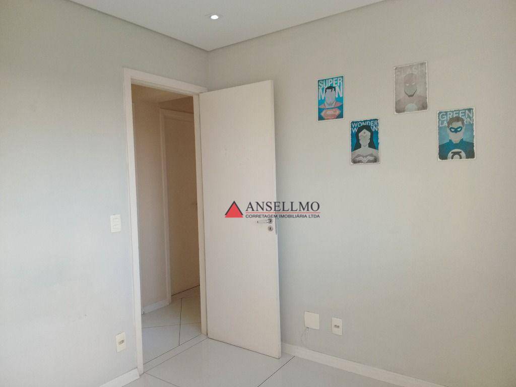 Apartamento para alugar com 3 quartos, 107m² - Foto 11