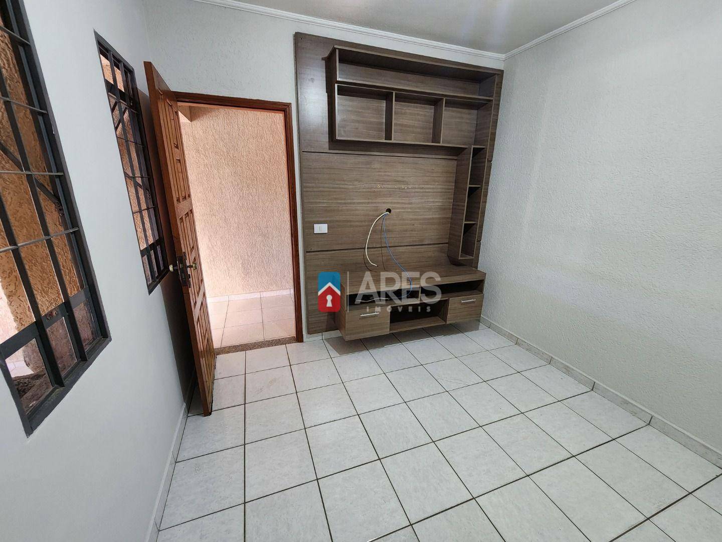 Casa, 3 quartos, 104 m² - Foto 2