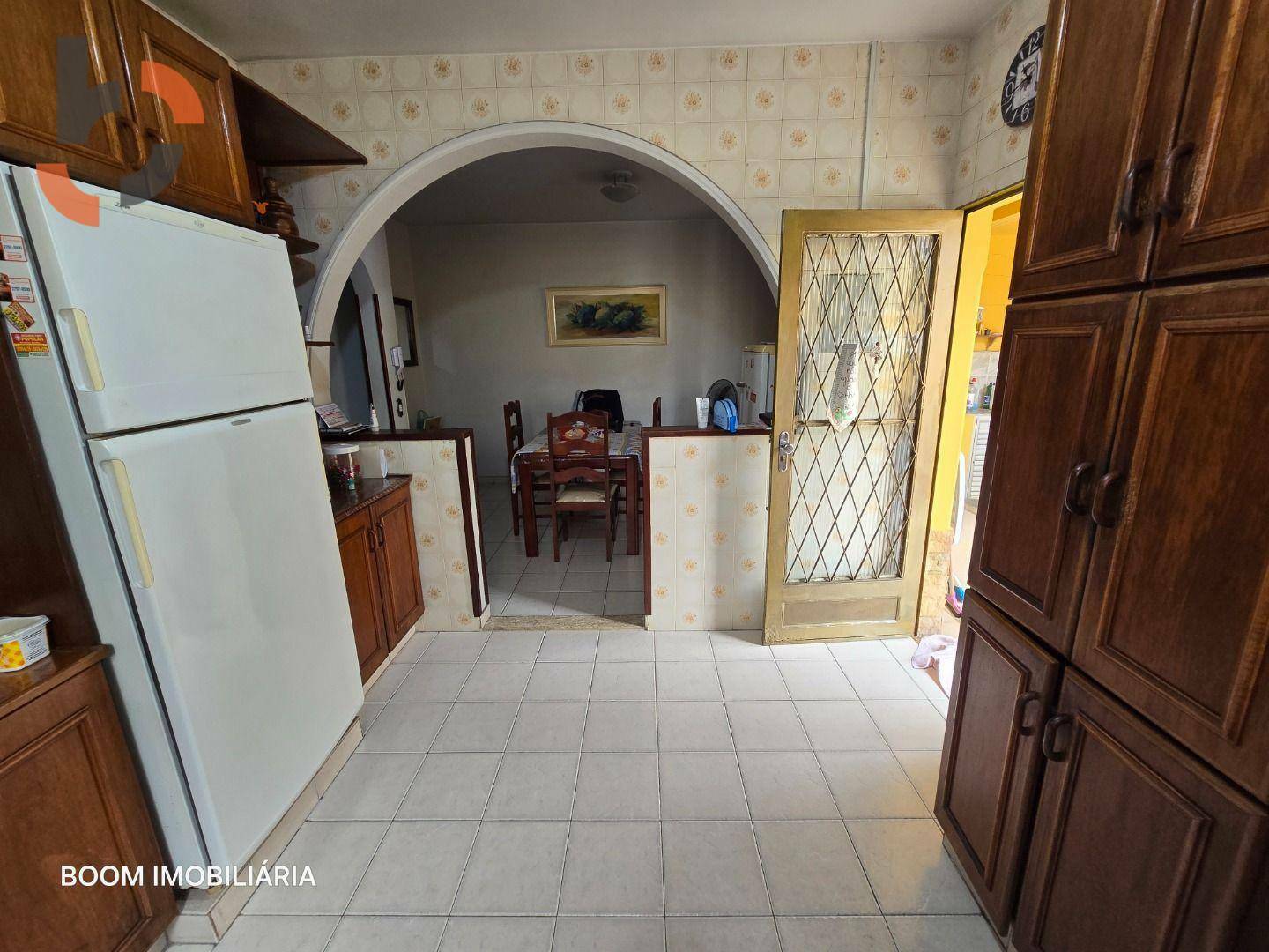 Casa à venda com 4 quartos, 450m² - Foto 15