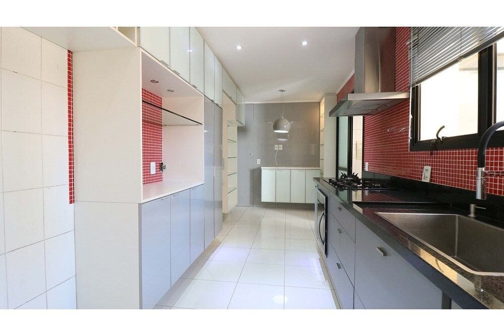 Apartamento à venda com 4 quartos, 191m² - Foto 9