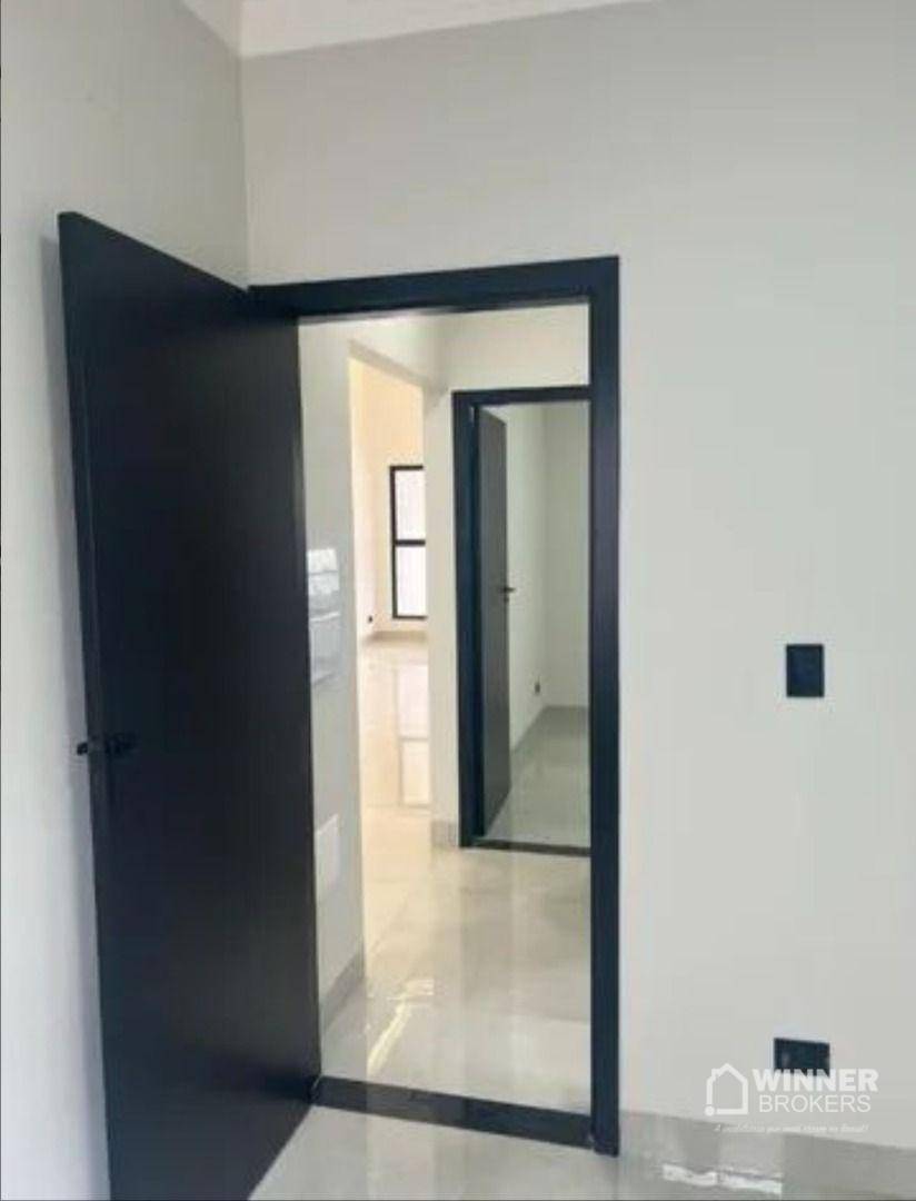 Casa à venda com 3 quartos, 105m² - Foto 14