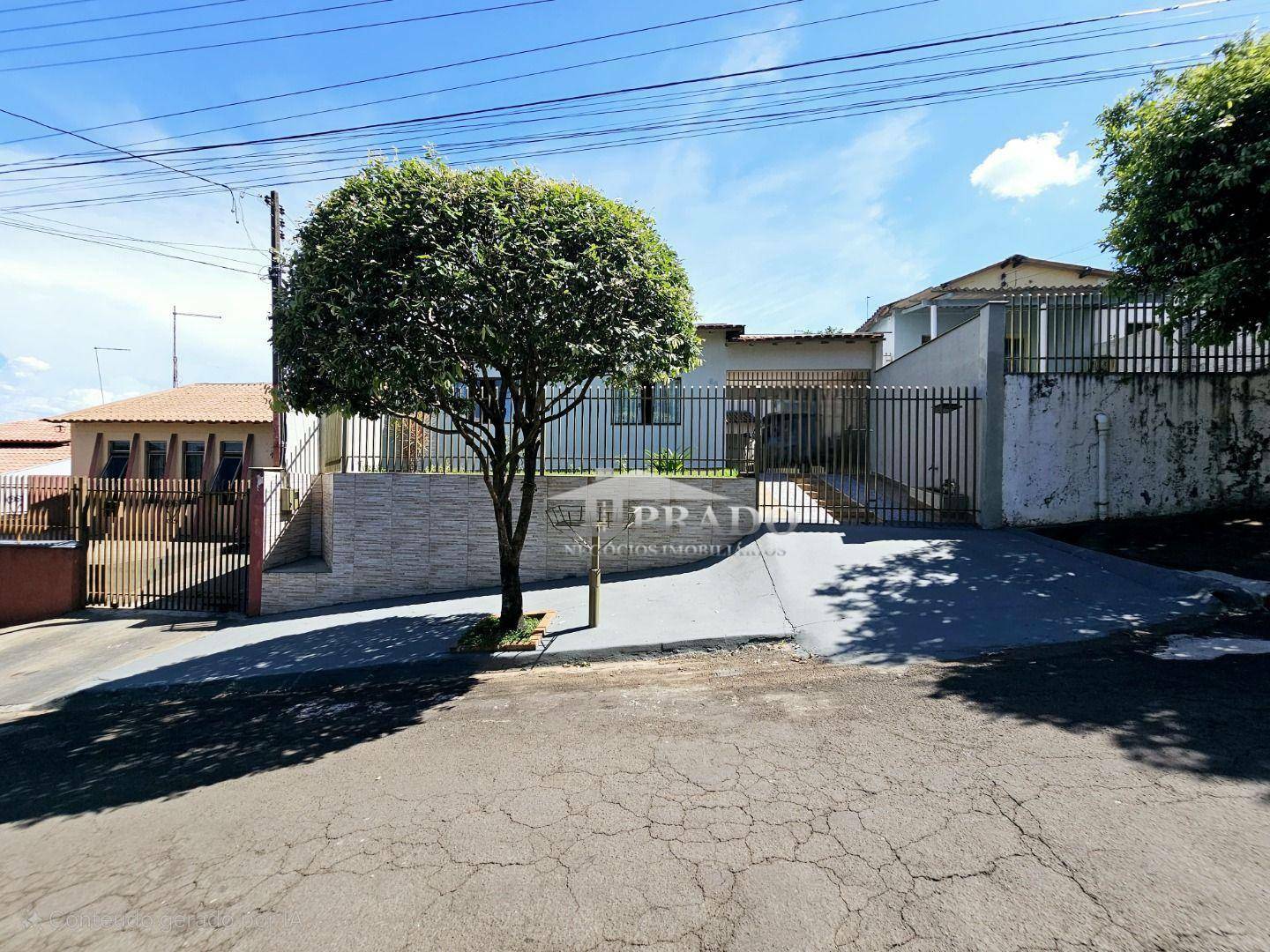Casa à venda com 2 quartos, 120m² - Foto 1