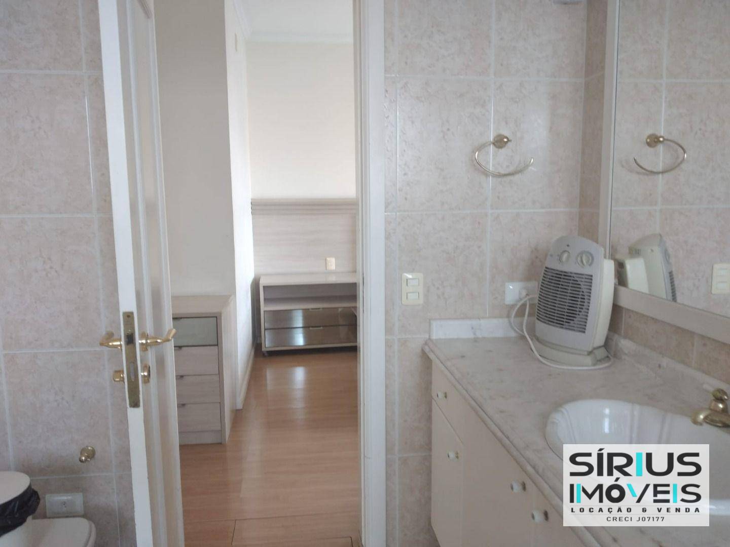 Apartamento à venda com 4 quartos, 227m² - Foto 18