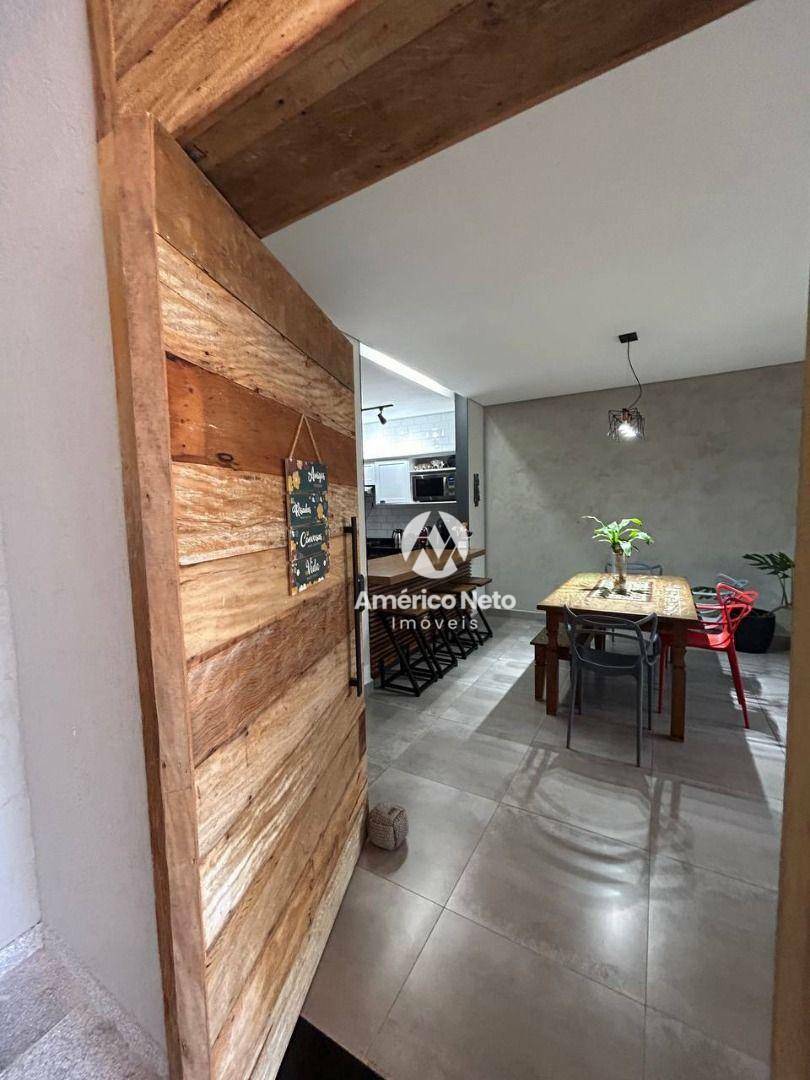 Casa à venda com 4 quartos, 203m² - Foto 8