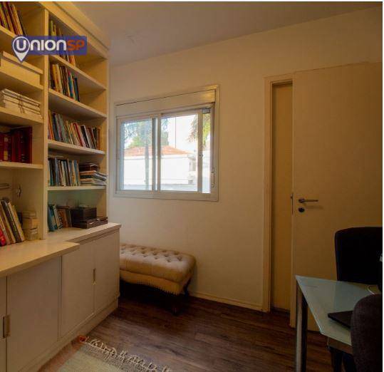 Apartamento à venda com 3 quartos, 220m² - Foto 9