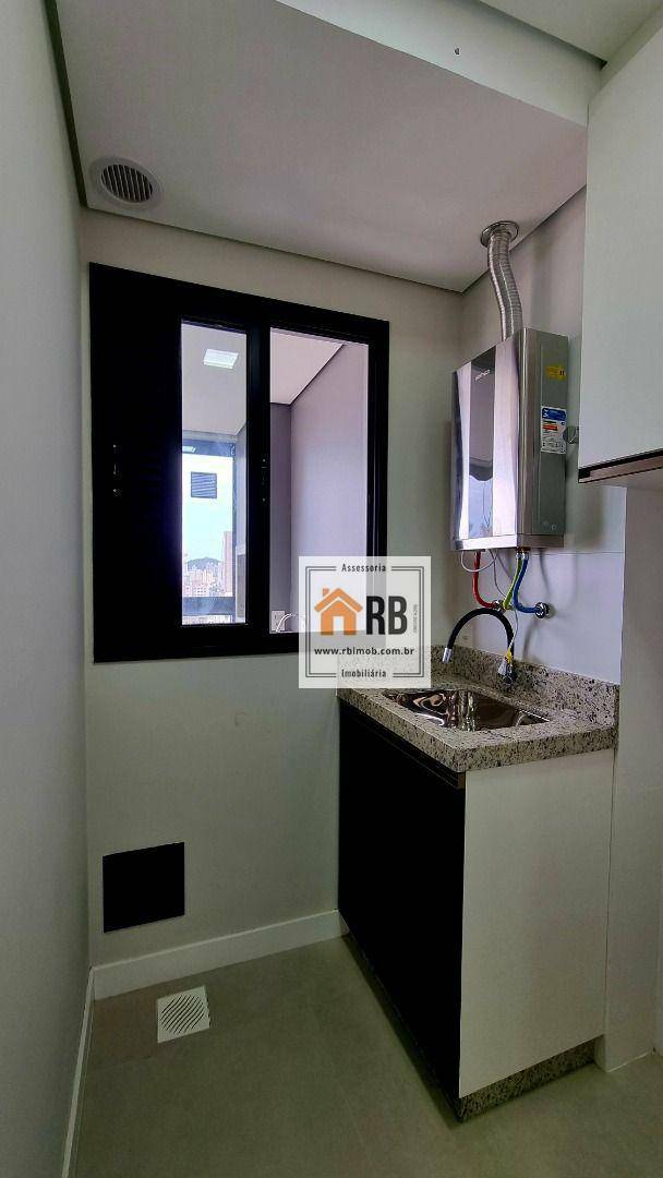 Apartamento para alugar com 3 quartos, 134M2 - Foto 15