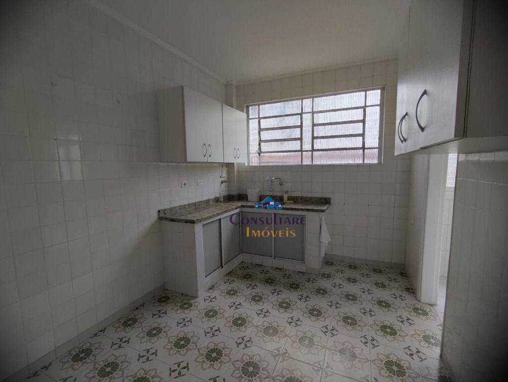 Apartamento à venda com 3 quartos, 98m² - Foto 32