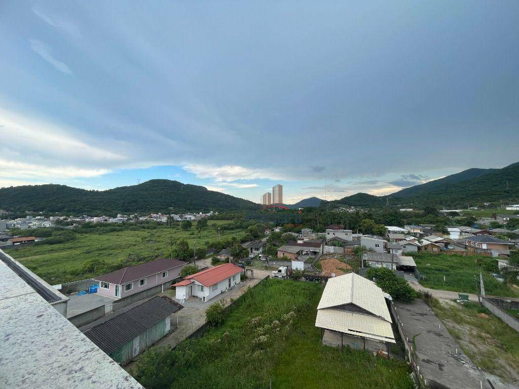 Apartamento à venda com 4 quartos, 256m² - Foto 8