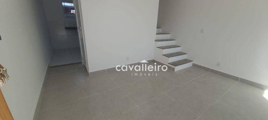 Casa à venda com 2 quartos, 60m² - Foto 9