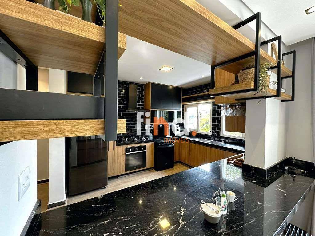 Casa à venda com 3 quartos, 368m² - Foto 19