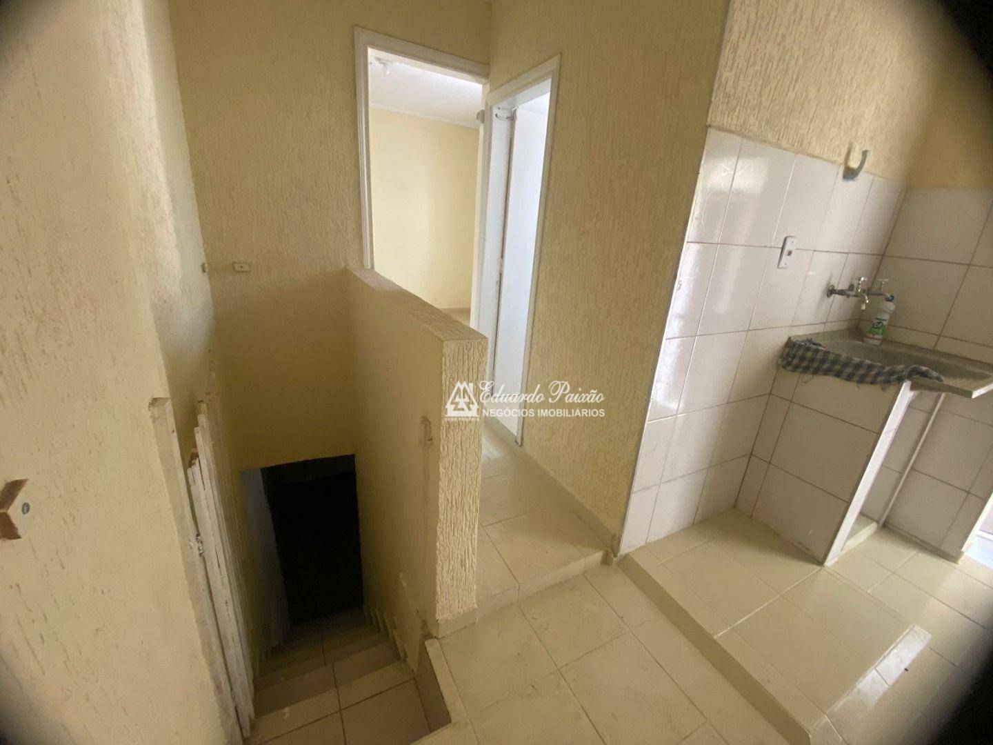 Casa à venda e aluguel com 4 quartos, 220m² - Foto 20