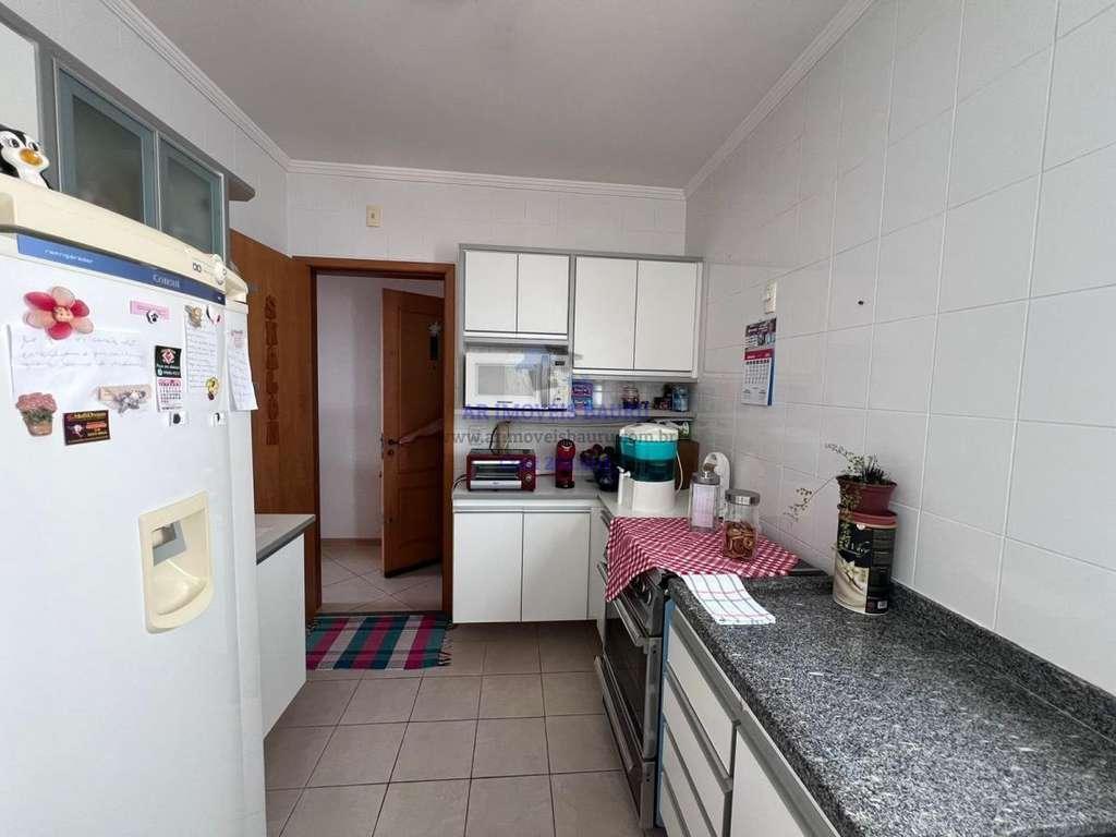 Apartamento à venda com 3 quartos, 81m² - Foto 19