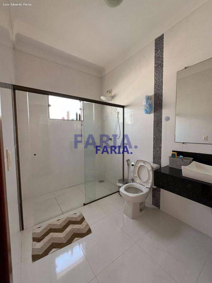 Casa à venda com 4 quartos, 300M2 - Foto 18