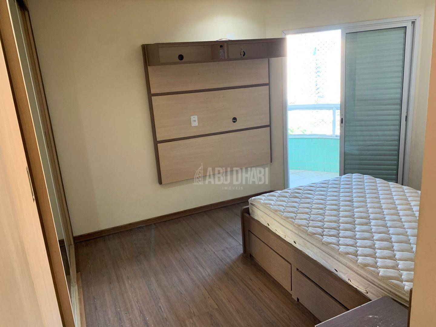 Apartamento à venda com 3 quartos, 230m² - Foto 12