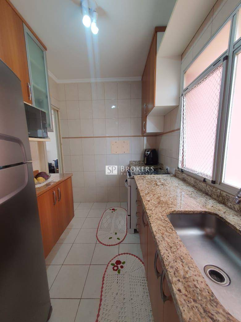 Apartamento à venda com 2 quartos, 72m² - Foto 8